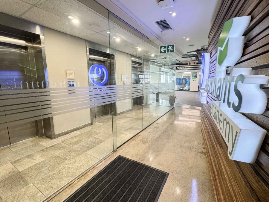 To Let Commercial Property for Rent in Woodstock Western Cape